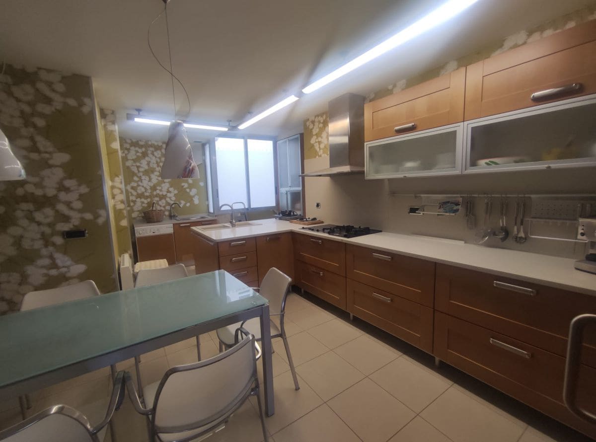 4 soveværelse Lejlighed til salg i La Vall d'Uixo med garage - € 200.000 (Ref: 7777423)