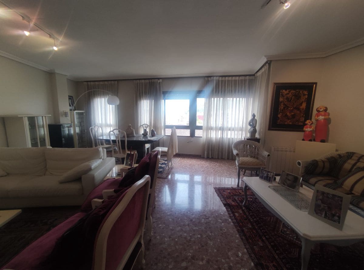 4 soveværelse Lejlighed til salg i La Vall d'Uixo med garage - € 200.000 (Ref: 7777423)