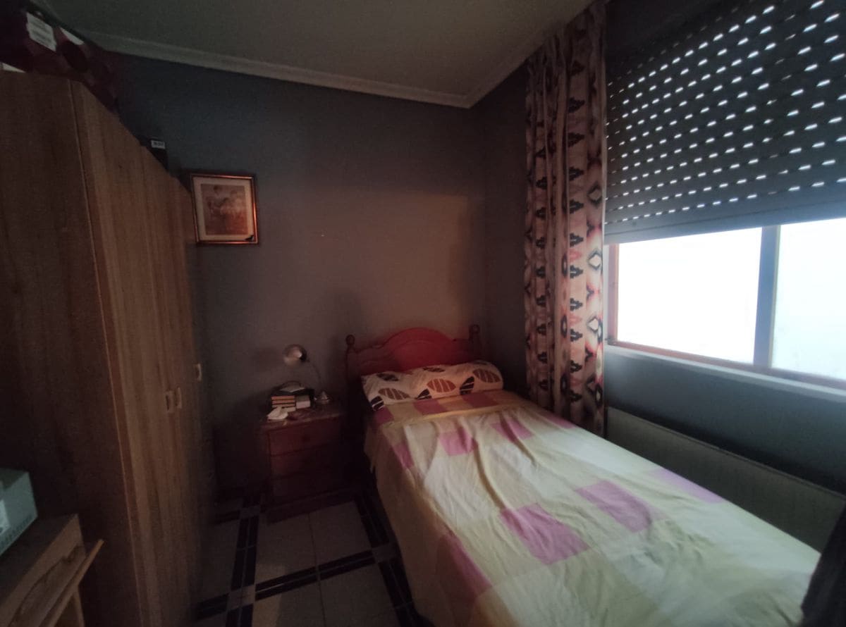 4 bedroom Townhouse for sale in Burriana / Borriana - € 195,000 (Ref: 7847472)