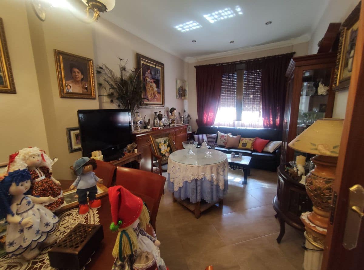 4 bedroom Townhouse for sale in Burriana / Borriana - € 195,000 (Ref: 7847472)