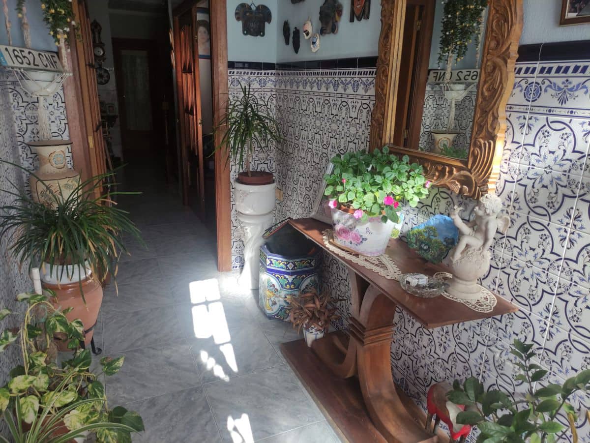4 bedroom Townhouse for sale in Burriana / Borriana - € 195,000 (Ref: 7847472)