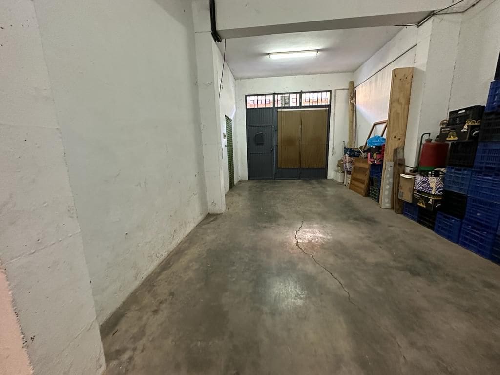 4 bedroom Flat for sale in Almassora / Almazora with garage - € 140,000 (Ref: 7888849)