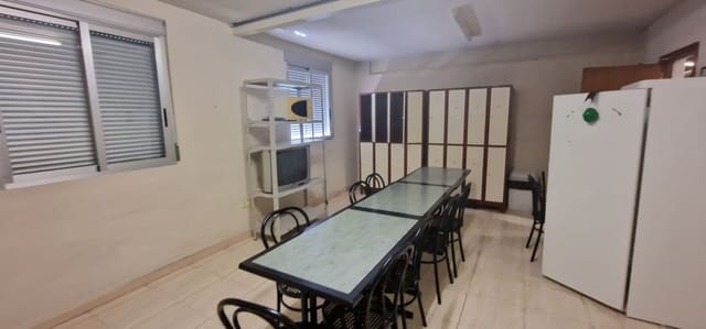 Business for rent in Alcalà de Xivert pueblo, Alcalá de Xivert - € 1,600 (Ref: 7987581)