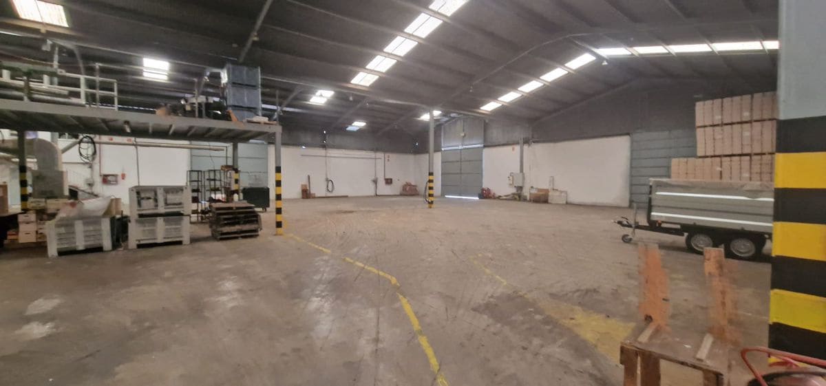 Virksomhed til leje i Alcala de Xivert - € 1.600 (Ref: 7987581)