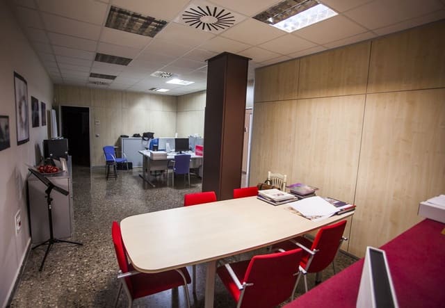 5 soverom Kommersiell til salgs i Burriana / Borriana - € 265 000 (Ref: 8079296)