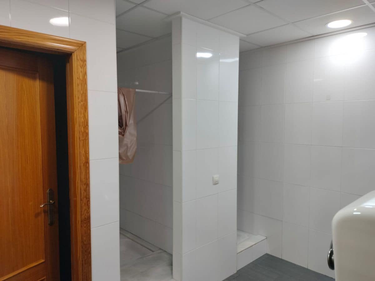 4 soveværelse Erhverv til salg i Betxi med garage - € 400.000 (Ref: 8101409)