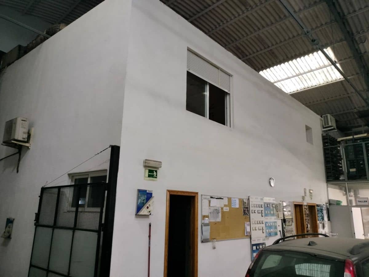 4 soveværelse Erhverv til salg i Betxi med garage - € 400.000 (Ref: 8101409)