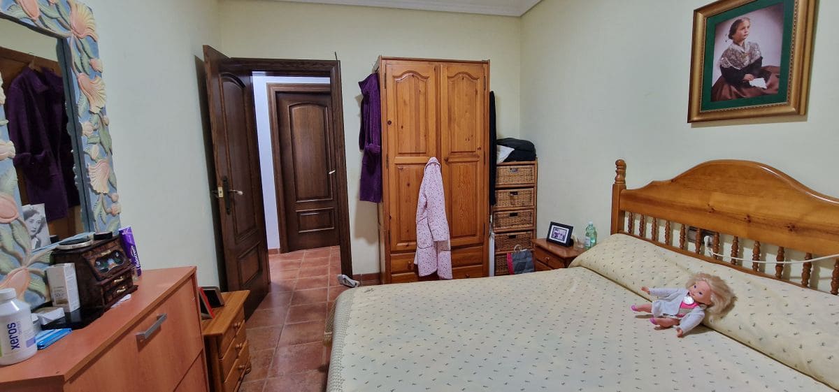 5 makuuhuone Paritalo myytävänä paikassa Castello de la Plana mukana 
autotalli - 550 000 € (Ref: 8112492)