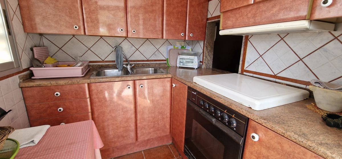 5 makuuhuone Paritalo myytävänä paikassa Castello de la Plana mukana 
autotalli - 550 000 € (Ref: 8112492)