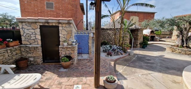 5 makuuhuone Paritalo myytävänä paikassa El Grau de Castelló, Castelló de la Plana mukana 
autotalli - 550 000 € (Ref: 8112492)