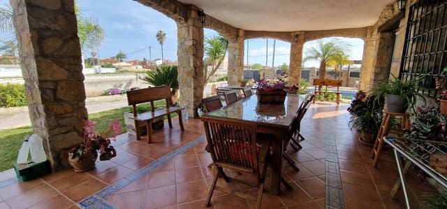 5 makuuhuone Paritalo myytävänä paikassa El Grau de Castelló, Castelló de la Plana mukana 
autotalli - 550 000 € (Ref: 8112492)