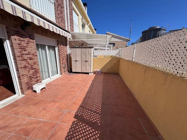 4 soveværelse Rækkehus til salg i Burriana / Borriana med garage - € 330.000 (Ref: 8215800)