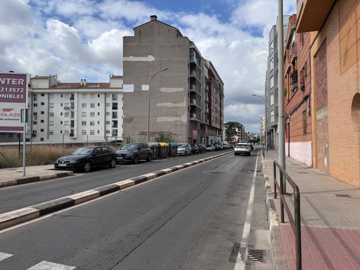 Commercial for sale in Vila-real - € 854,000 (Ref: 8234013)