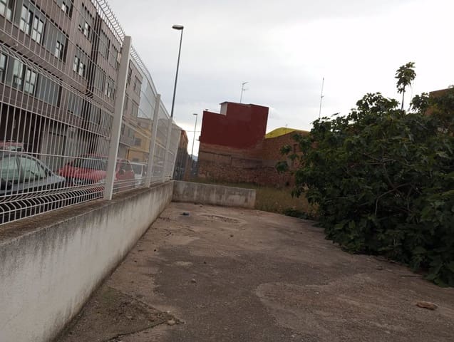 Mark till salu i Vila-real - 93 000 € (Ref: 8284139)