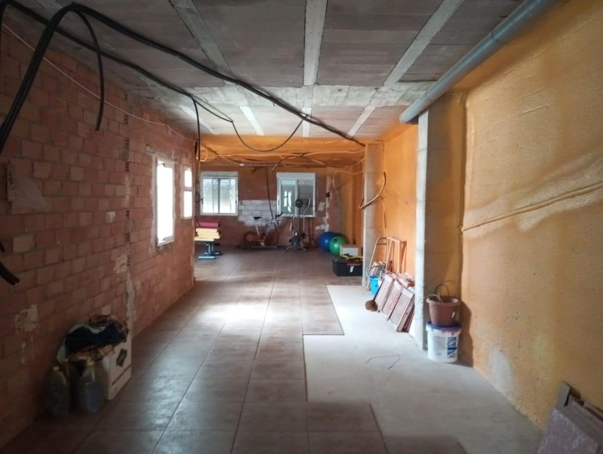 3 slaapkamer Huis te koop in Tales - € 136.000 (Ref: 8288254)