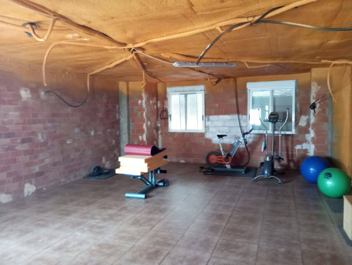 3 slaapkamer Huis te koop in Tales - € 136.000 (Ref: 8288254)