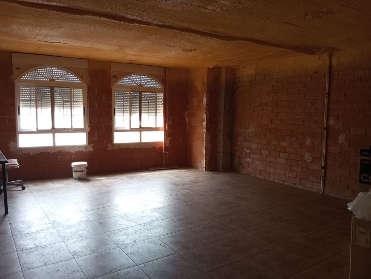 3 slaapkamer Huis te koop in Tales - € 136.000 (Ref: 8288254)