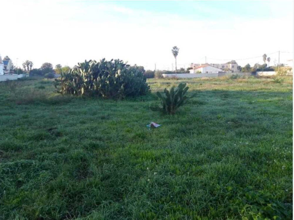 Mark till salu i Vinaros - 44 000 € (Ref: 8359492)