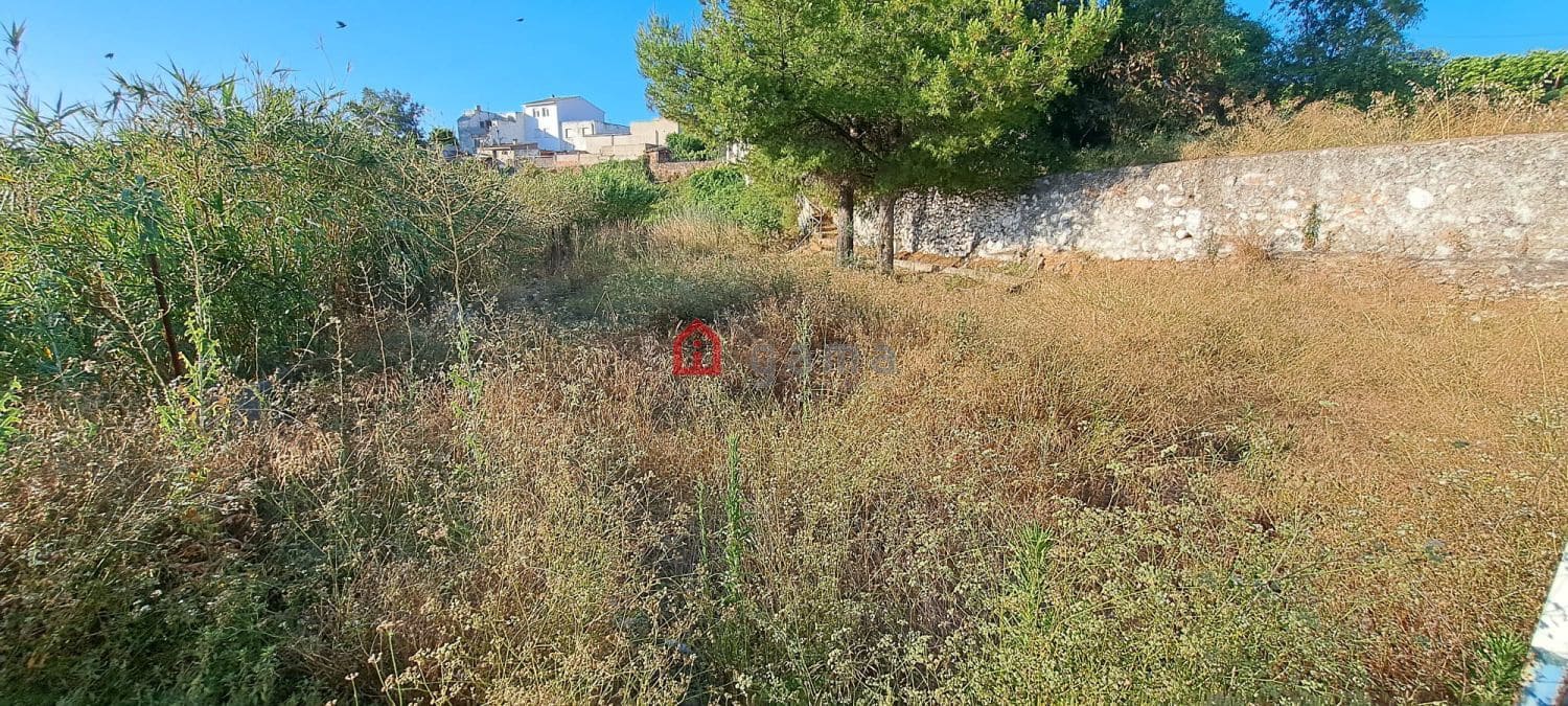 3 bedroom Townhouse for sale in Castello de la Plana - € 70,000 (Ref: 8370758)