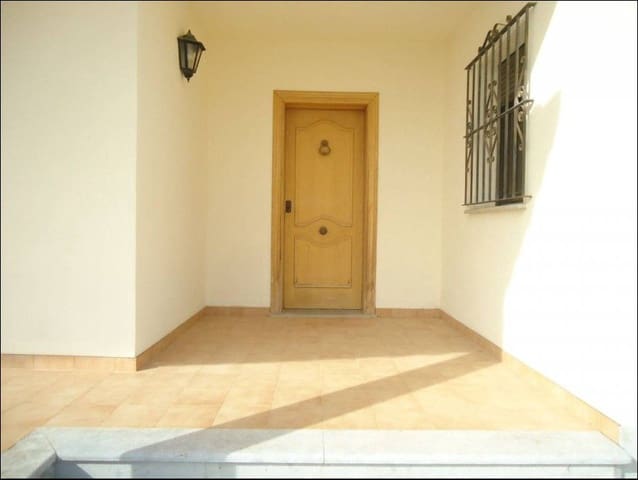 6 makuuhuone Paritalo myytävänä paikassa Vinaròs - 295 000 € (Ref: 8423216)