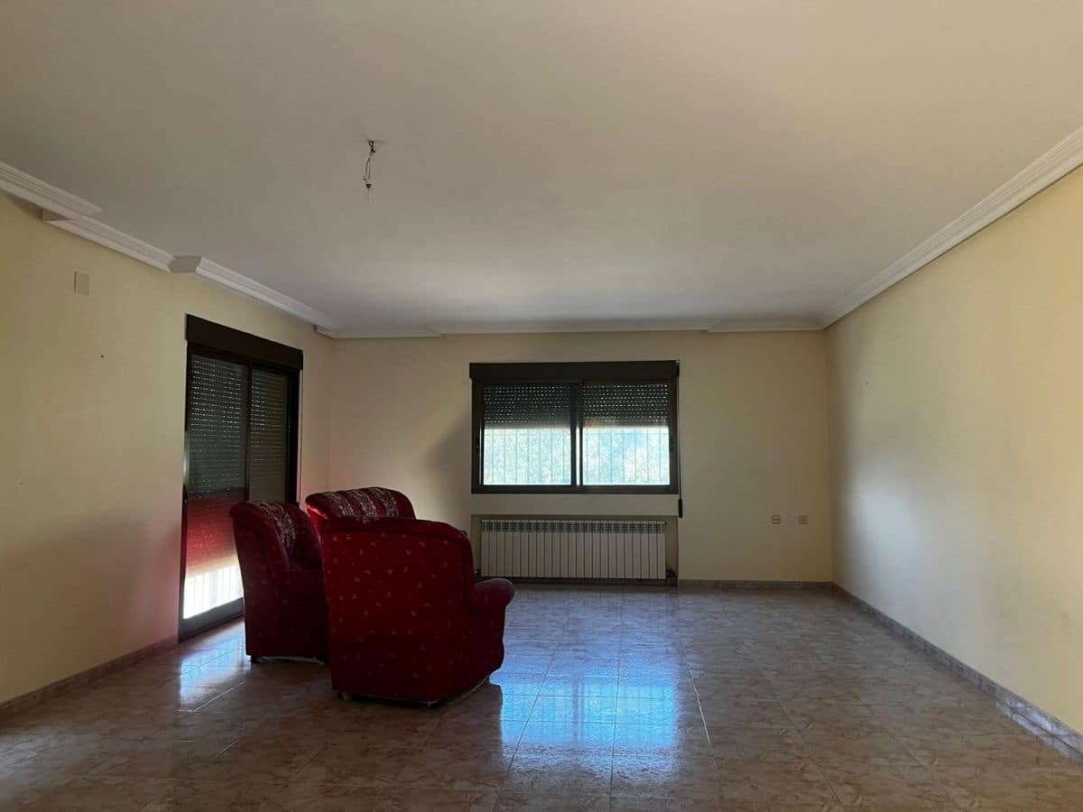 6 makuuhuone Paritalo myytävänä paikassa Vinaros - 295 000 € (Ref: 8423216)