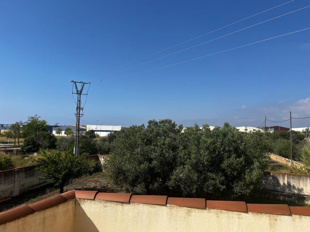 6 makuuhuone Paritalo myytävänä paikassa Vinaros - 295 000 € (Ref: 8423216)