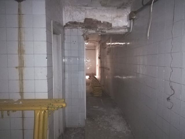 Townhouse for sale in Centro, Castelló de la Plana with garage - € 103,000 (Ref: 8576278)