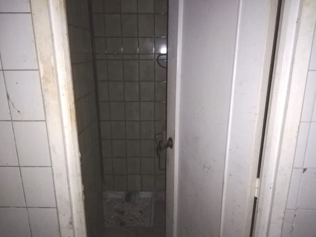 Townhouse for sale in Centro, Castelló de la Plana with garage - € 103,000 (Ref: 8576278)