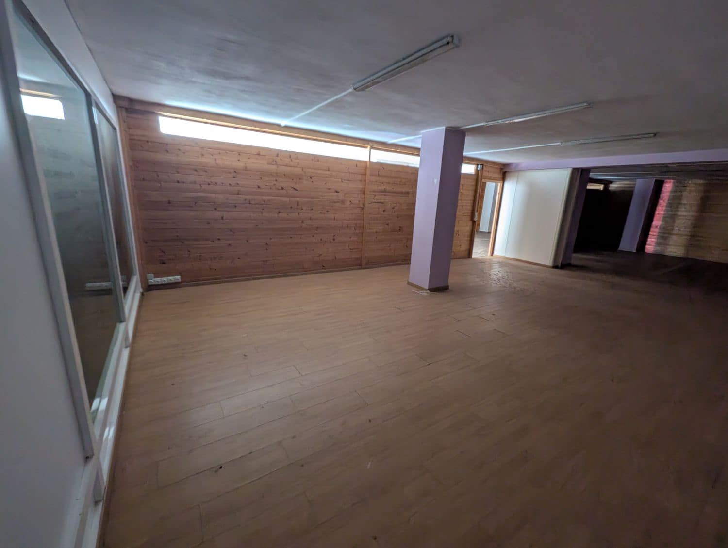 Comercial para venda em Castello de la Plana - 150 000 € (Ref: 8597224)