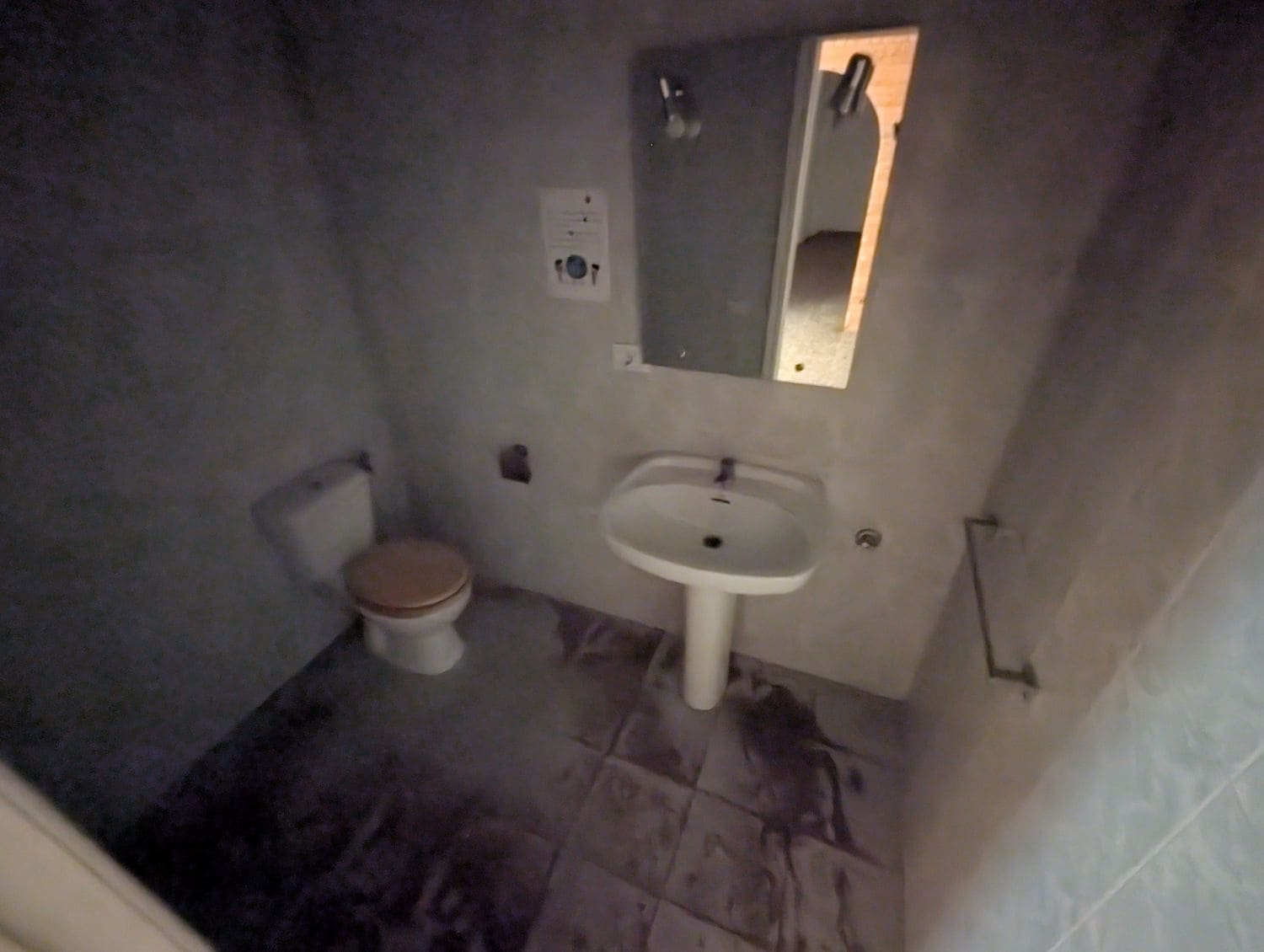 Comercial para venda em Castello de la Plana - 150 000 € (Ref: 8597224)