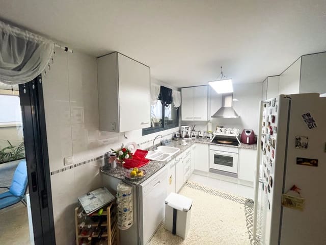 3 soveværelse Rækkehus til salg i Almassora / Almazora med garage - € 220.000 (Ref: 8704733)