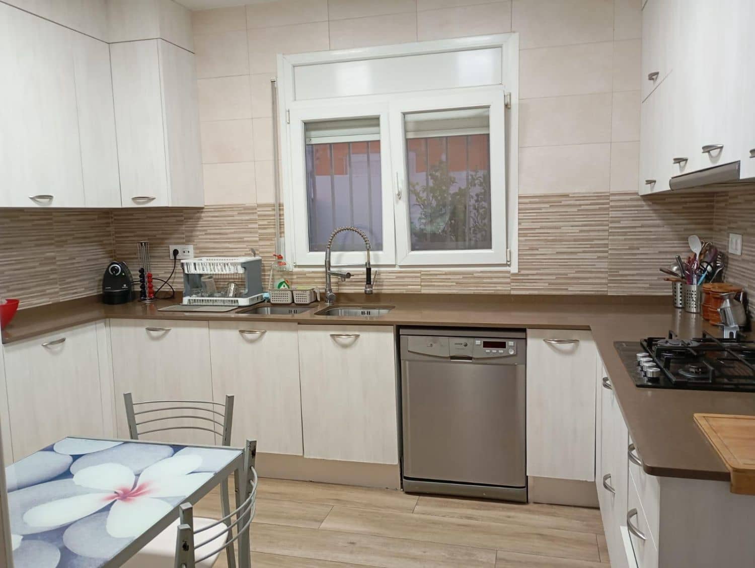 4 soverom Kjedet enebolig til salgs i Vinaros med garasje - € 398 000 (Ref: 8713671)