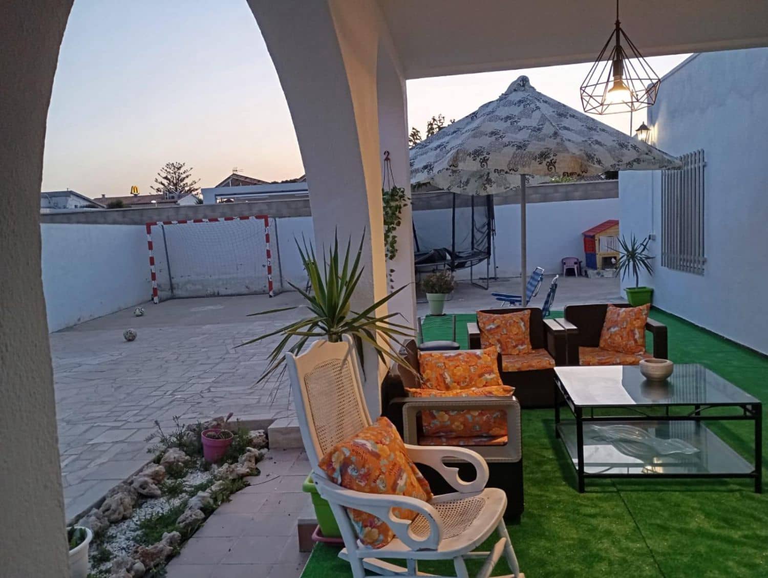 4 soverom Kjedet enebolig til salgs i Vinaros med garasje - € 398 000 (Ref: 8713671)