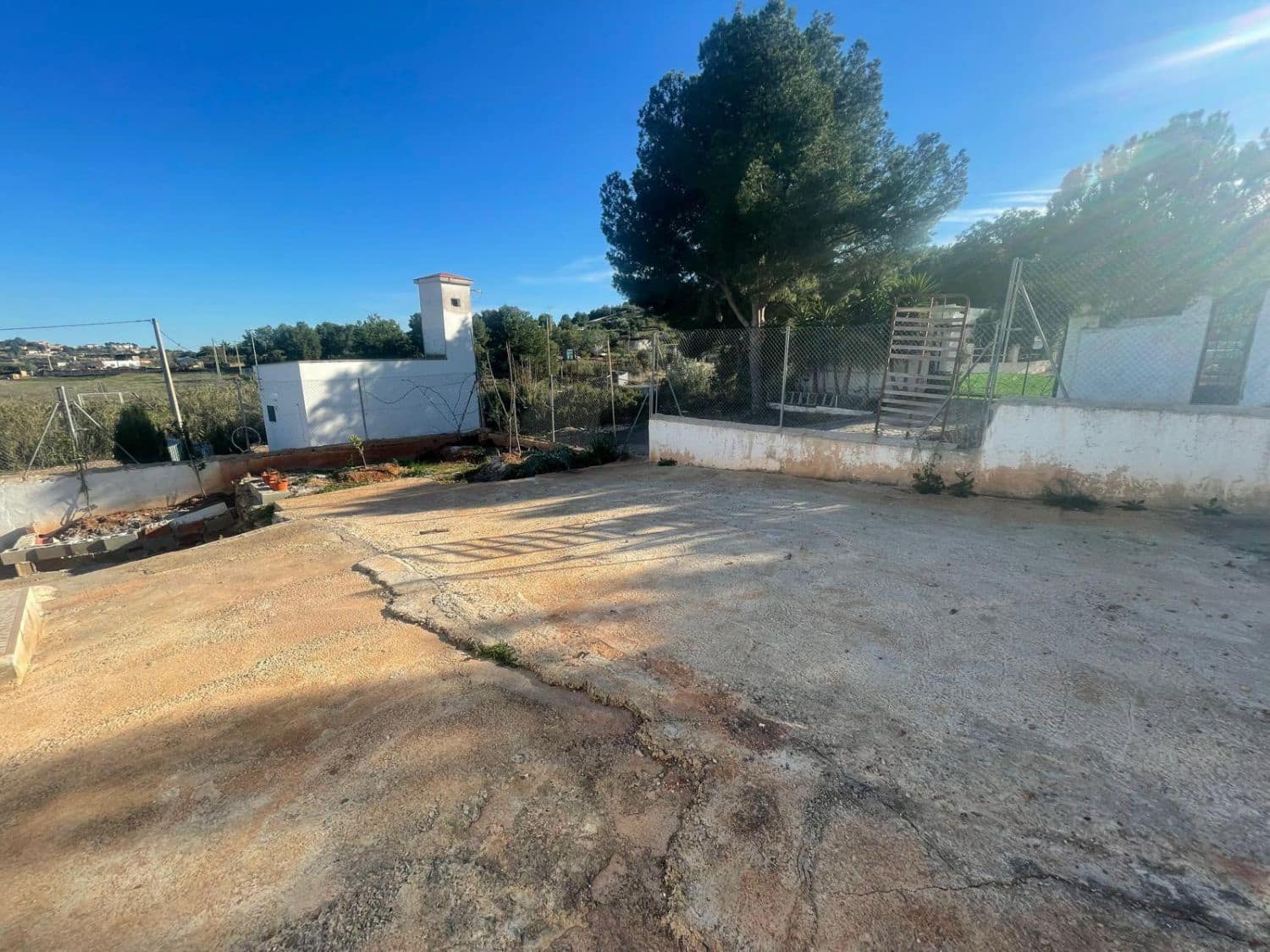 6 soveværelse Semi-Rækkehus til salg i La Vall d'Uixo - € 150.000 (Ref: 8729236)