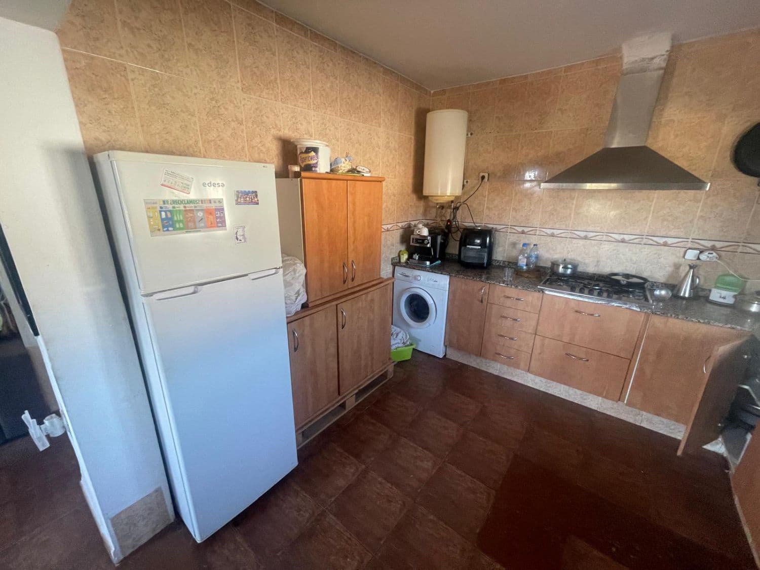 6 soveværelse Semi-Rækkehus til salg i La Vall d'Uixo - € 150.000 (Ref: 8729236)