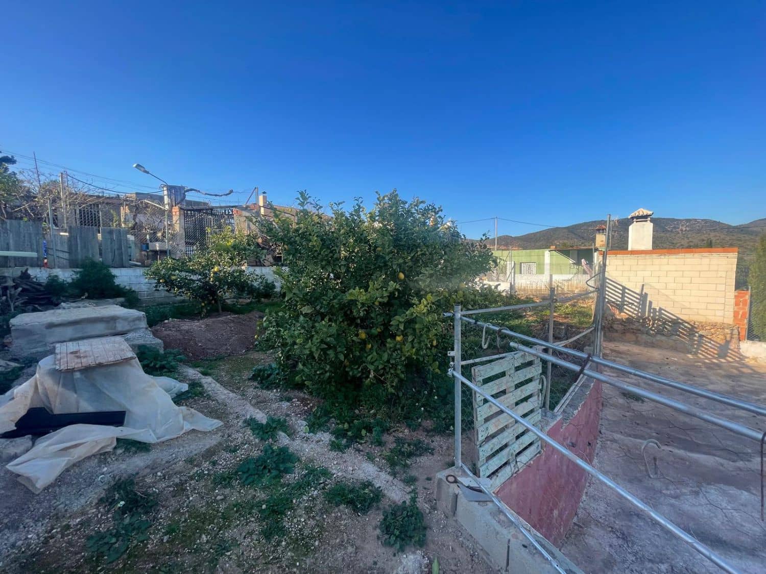 6 soveværelse Semi-Rækkehus til salg i La Vall d'Uixo - € 150.000 (Ref: 8729236)