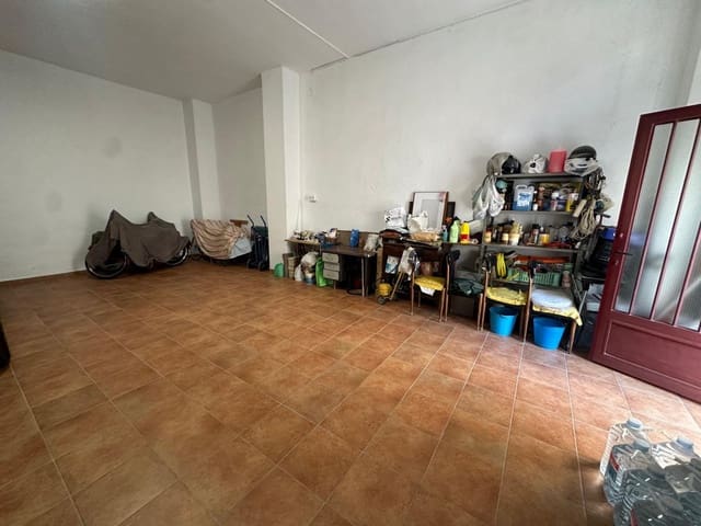 Commercieel te koop in Castelló de la Plana - € 93.000 (Ref: 8781237)