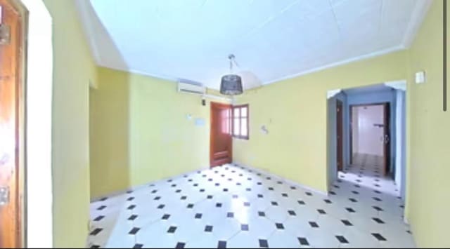 4 soveværelse Lejlighed til salg i Vila-real - € 84.500 (Ref: 8922173)