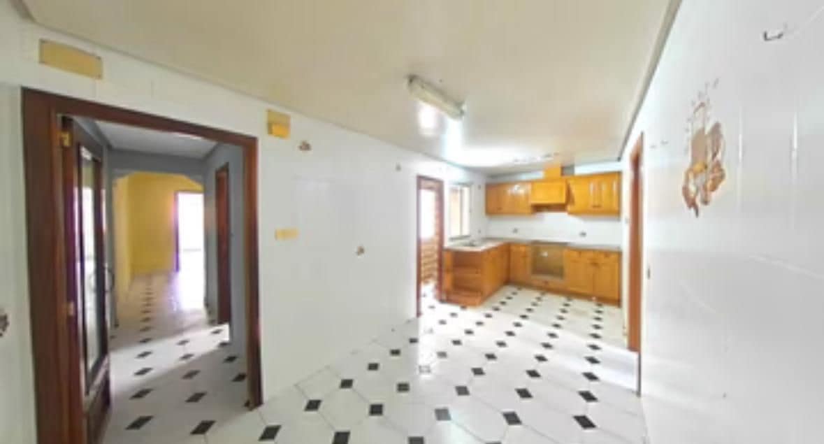 4 soveværelse Lejlighed til salg i Vila-real - € 84.500 (Ref: 8922173)