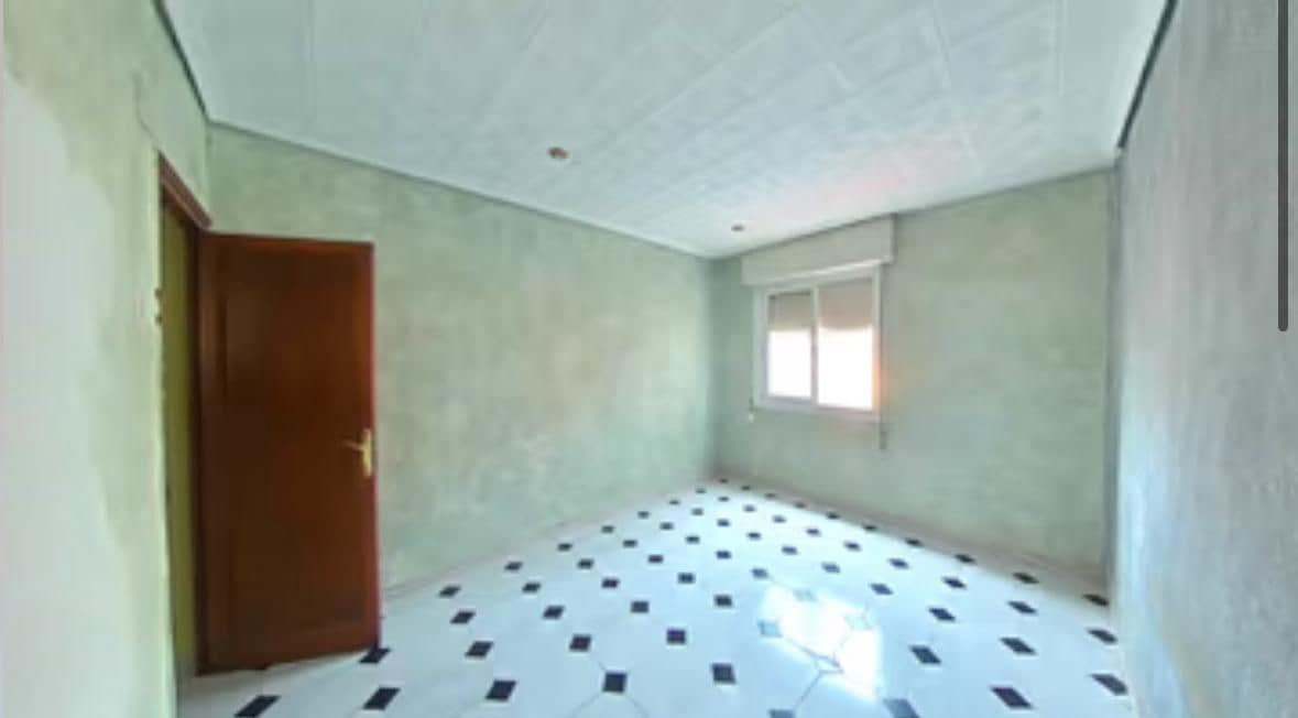 4 soveværelse Lejlighed til salg i Vila-real - € 84.500 (Ref: 8922173)