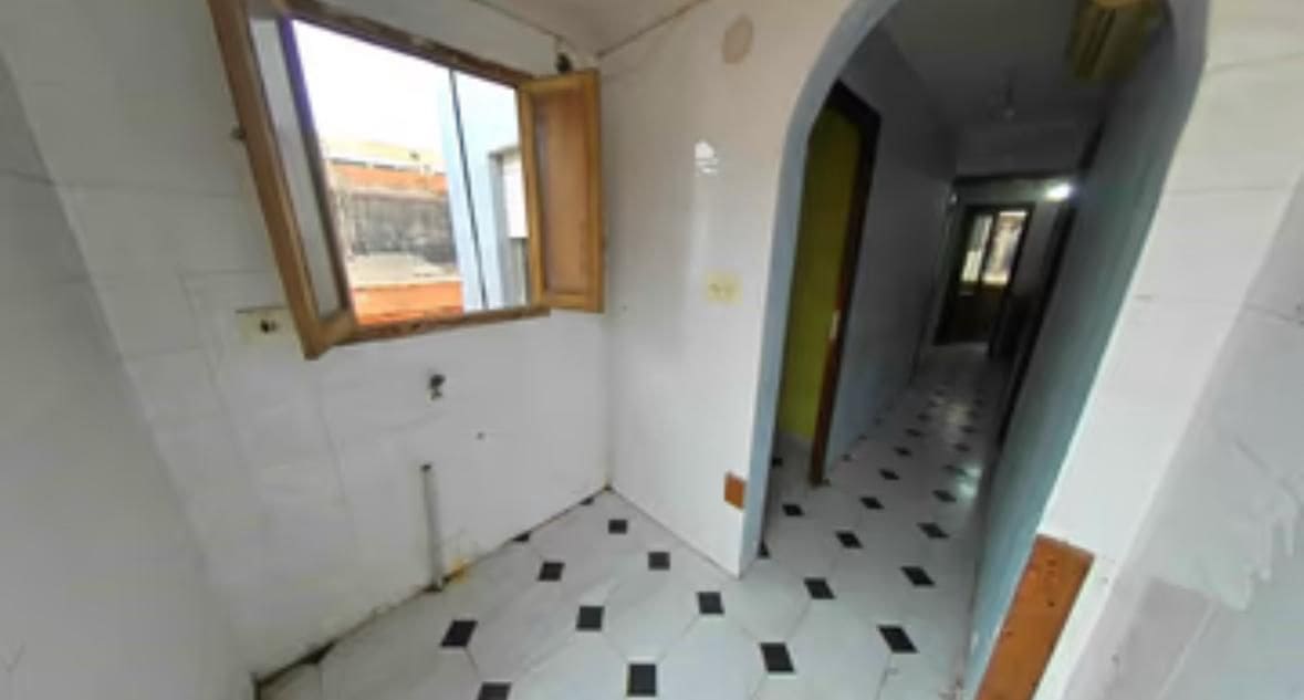 4 soveværelse Lejlighed til salg i Vila-real - € 84.500 (Ref: 8922173)