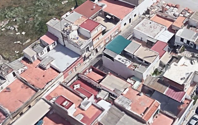 Townhouse for sale in Norte, Castelló de la Plana - € 50,000 (Ref: 8922185)