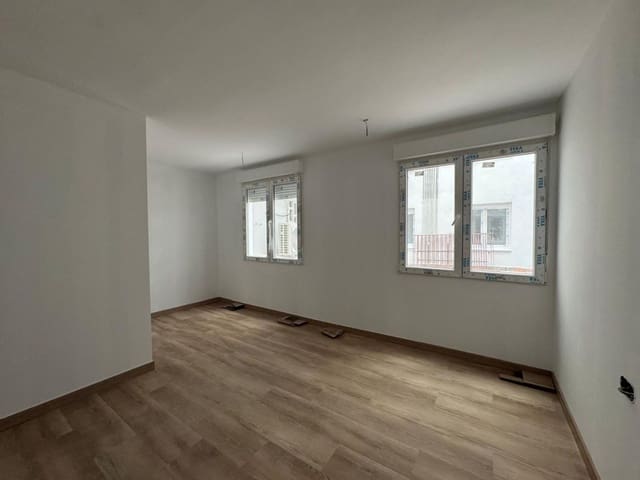 3 camera da letto Appartamento in vendita in Centro, Castelló de la Plana con garage - 197.000 € (Rif: 8922192)
