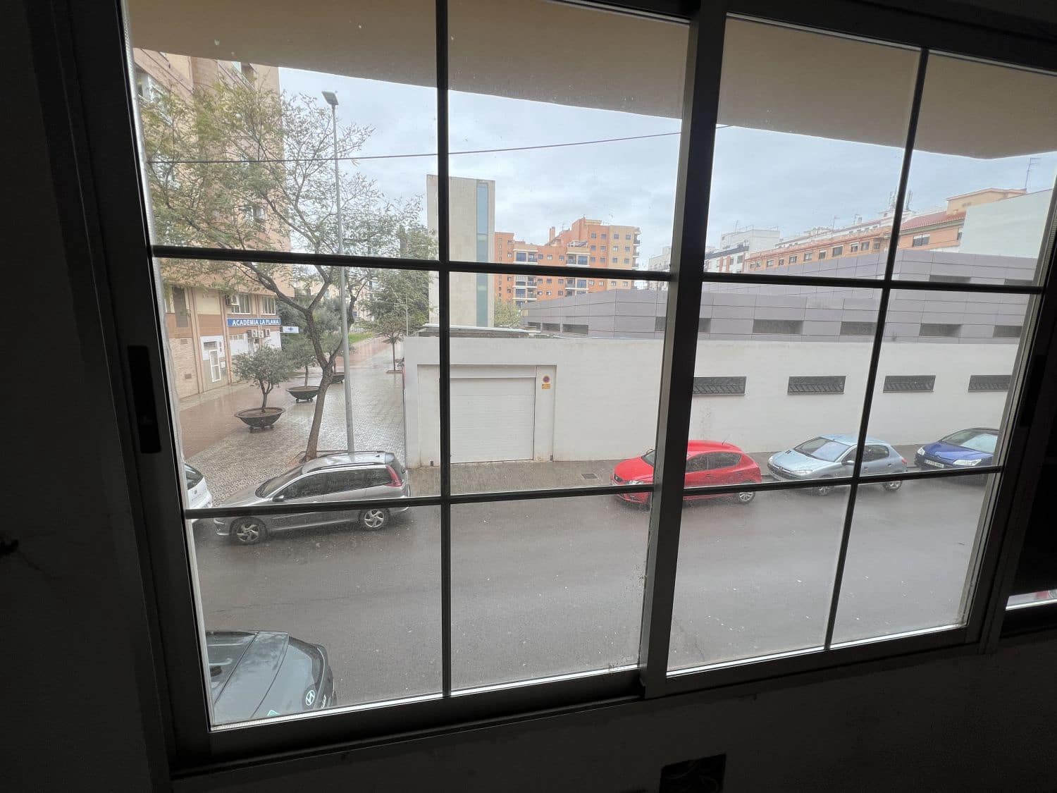 4 soveværelse Kontor til salg i Castello de la Plana - € 71.000 (Ref: 8922195)