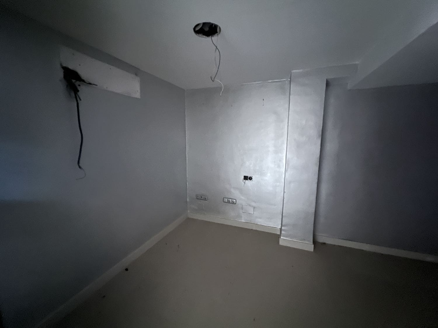 4 soveværelse Kontor til salg i Castello de la Plana - € 71.000 (Ref: 8922195)