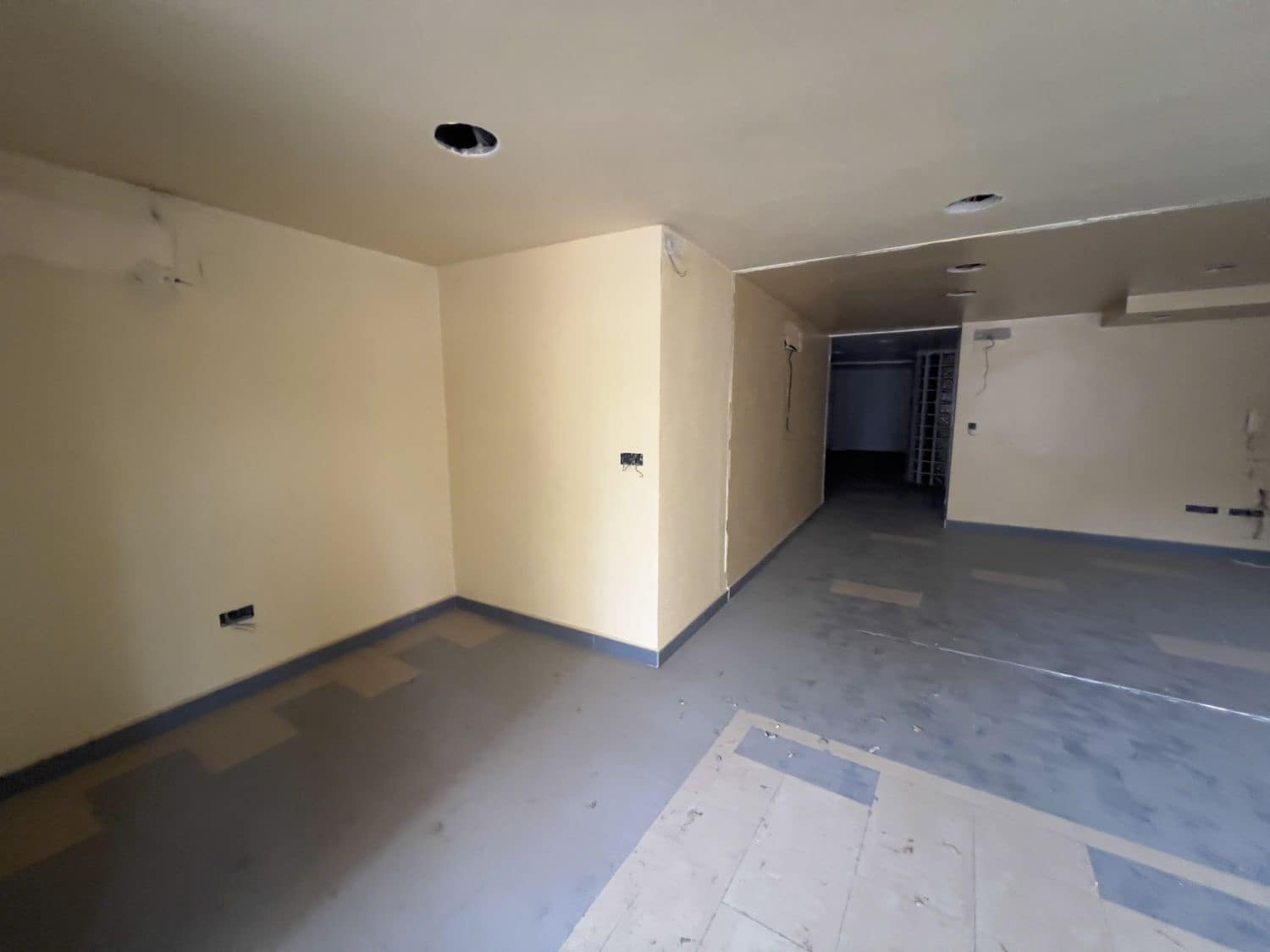 4 soveværelse Kontor til salg i Castello de la Plana - € 71.000 (Ref: 8922195)