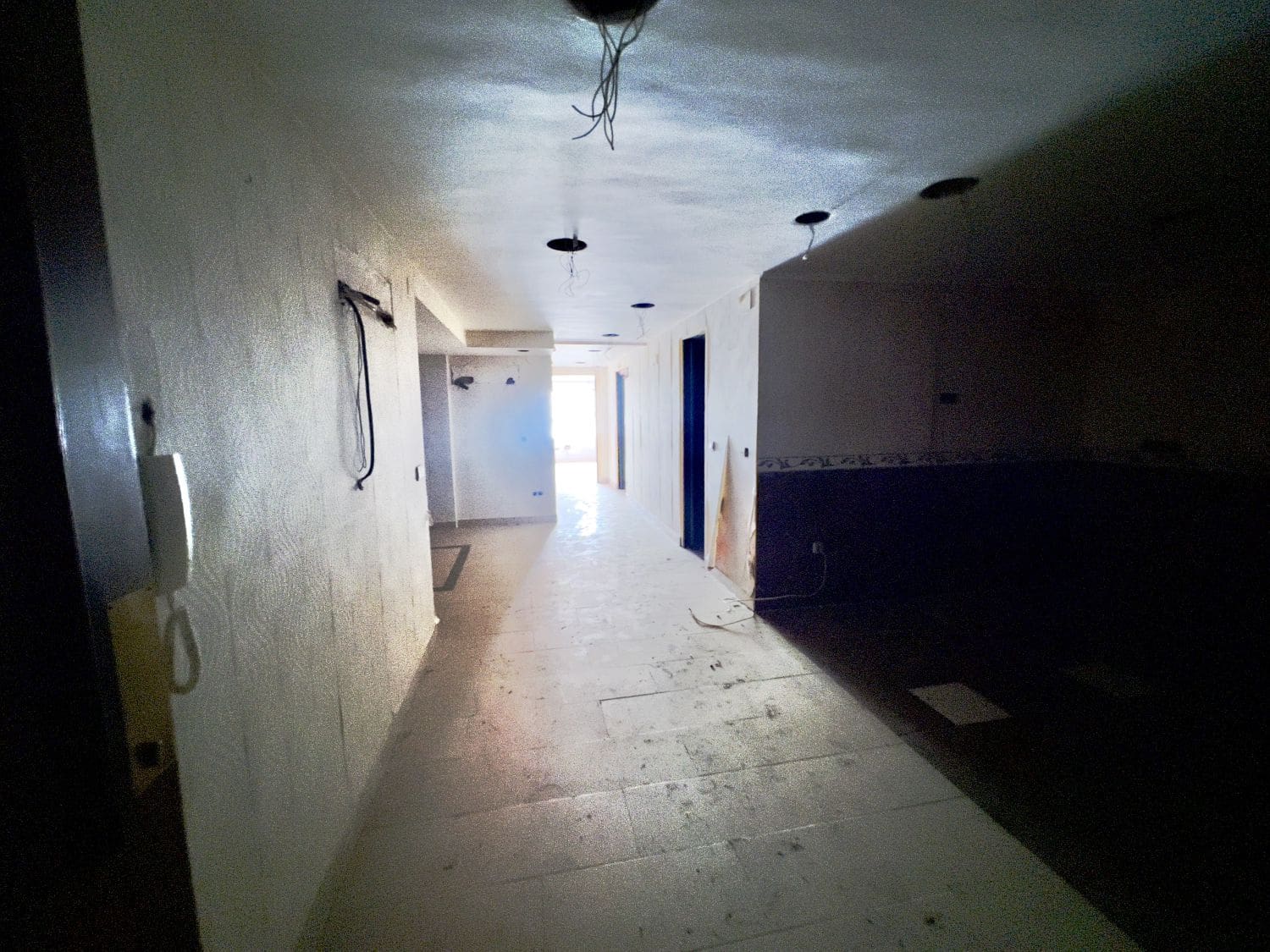 4 soveværelse Kontor til salg i Castello de la Plana - € 71.000 (Ref: 8922195)