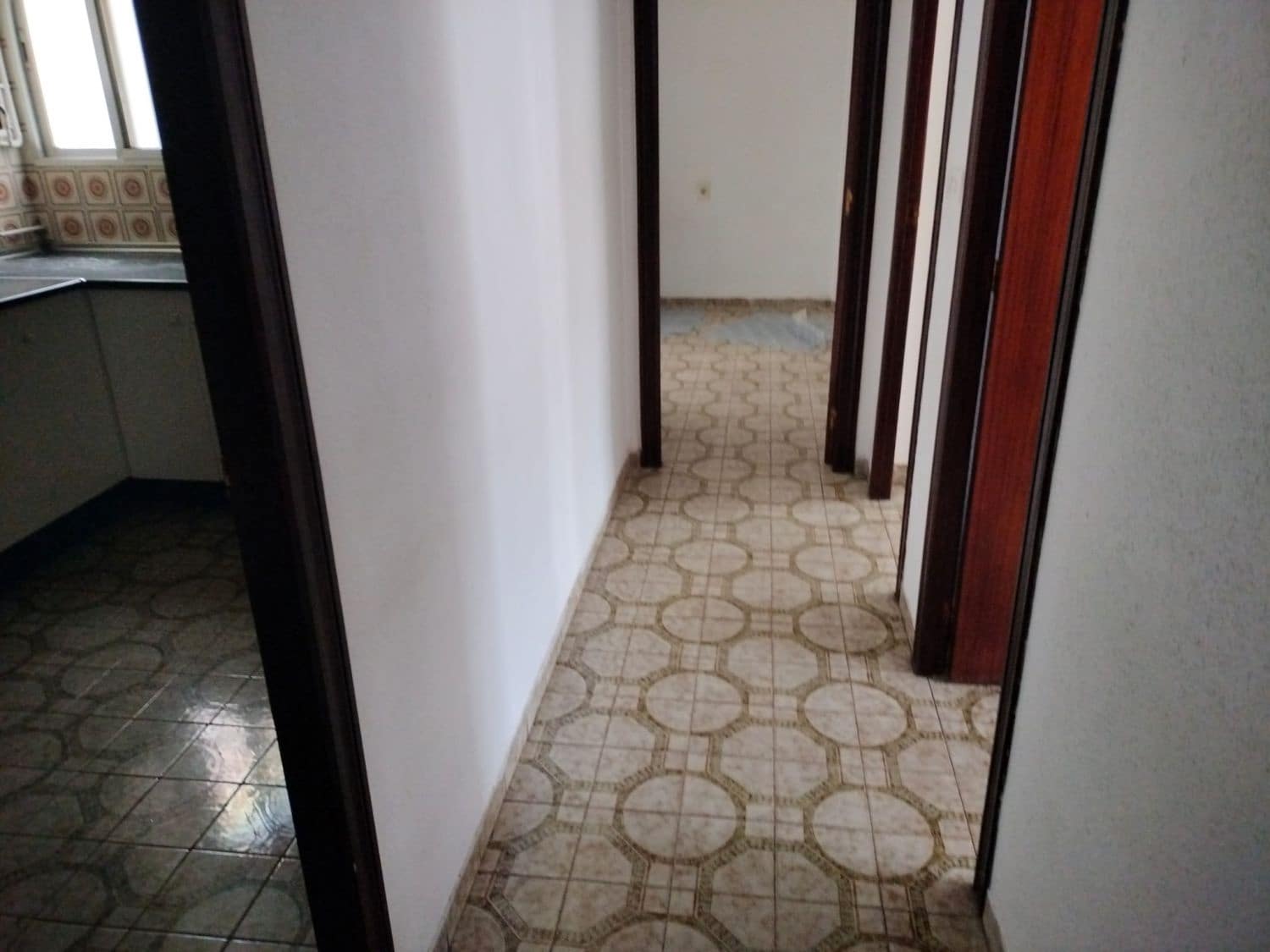 4 soveværelse Lejlighed til salg i L'Alcora - € 67.000 (Ref: 8922196)