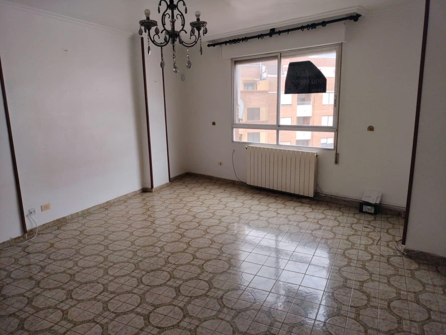 4 soveværelse Lejlighed til salg i L'Alcora - € 67.000 (Ref: 8922196)