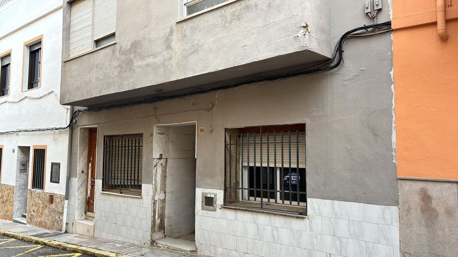 4 soveværelse Byhus til salg i La Vall d'Uixo - € 48.000 (Ref: 8922200)